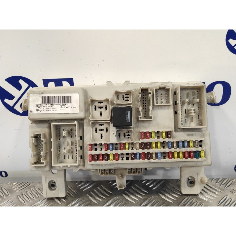 Recambio de caja reles / fusibles para ford focus berlina (cap) 2.0 tdci cat referencia OEM IAM 6M5T14014  6M5T14014SBA