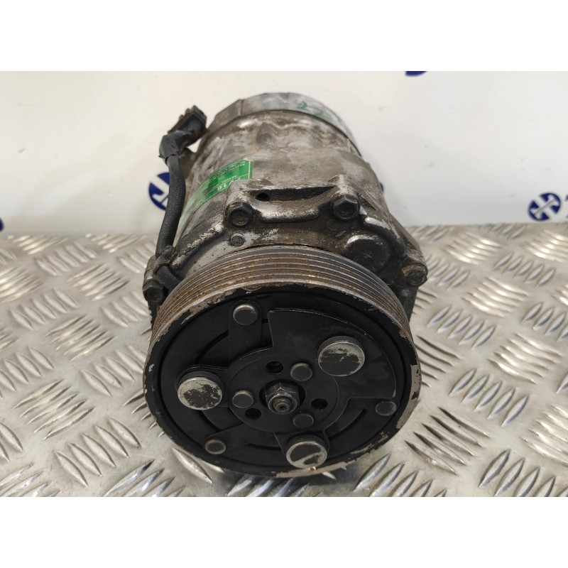 Recambio de compresor aire acondicionado para volkswagen golf iv berlina (1j1) 1.9 tdi referencia OEM IAM 7V16  