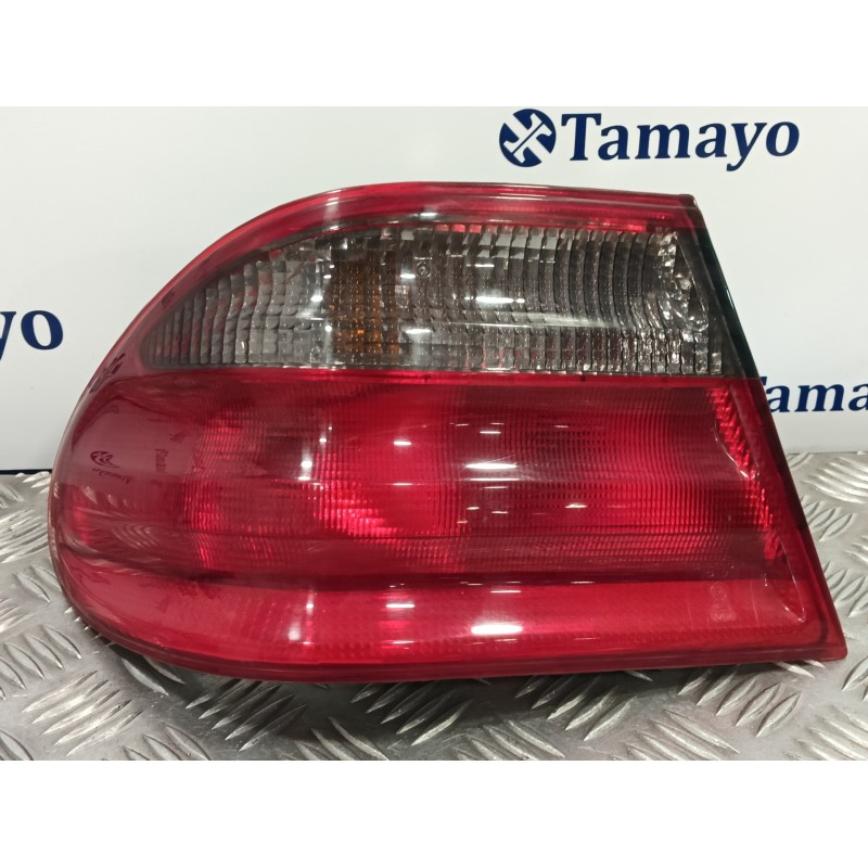 Recambio de piloto trasero izquierdo para mercedes clase e (w210) berlina 2.0 compresor cat referencia OEM IAM   