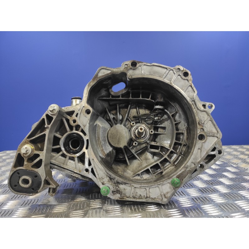 Recambio de caja cambios para opel corsa c 1.3 16v cdti cat (z 13 dt / ln9) referencia OEM IAM Z13DT  