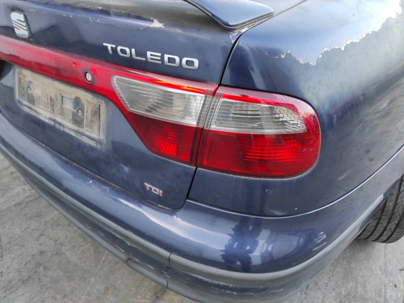 seat toledo (1m2) del año 2000