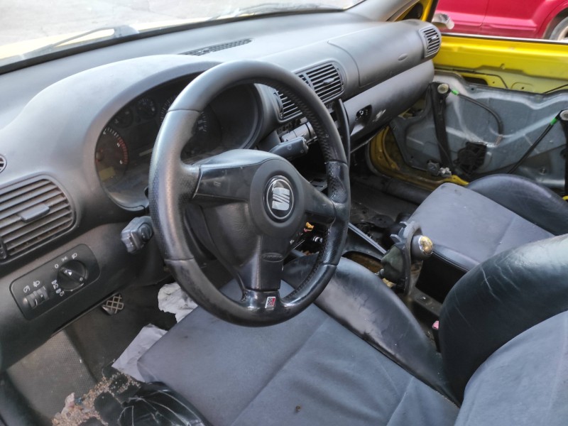 seat toledo (1m2) del año 2000