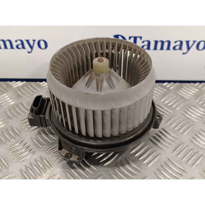 Recambio de motor calefaccion para toyota yaris (ksp9/scp9/nlp9) 1.4 turbodiesel cat referencia OEM IAM AV2727000311  