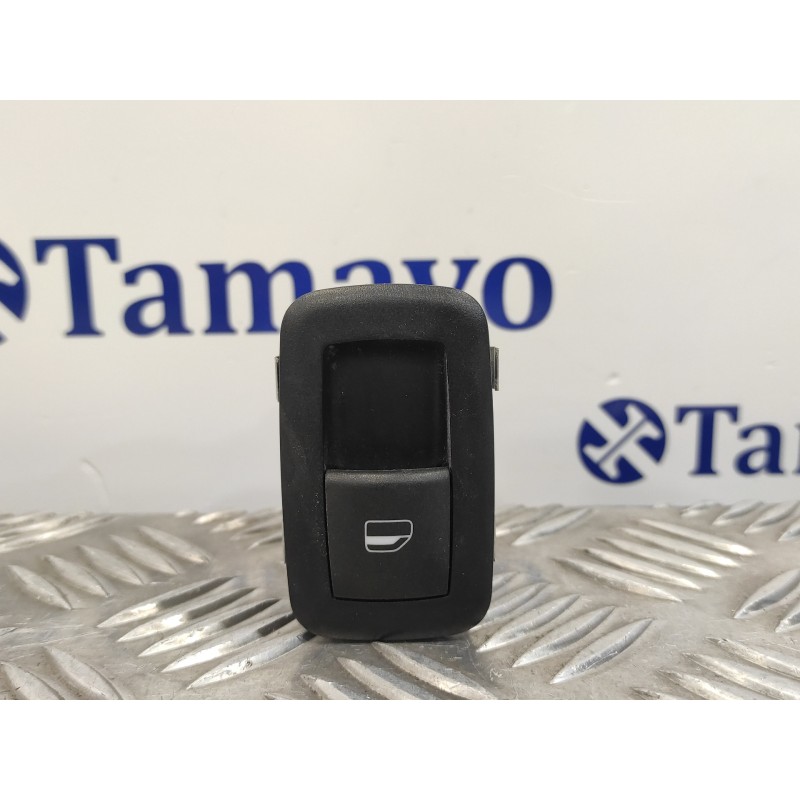 Recambio de mando elevalunas trasero derecho para chrysler grand voyager 2.8 crd cat referencia OEM IAM 10019242  04602927AA