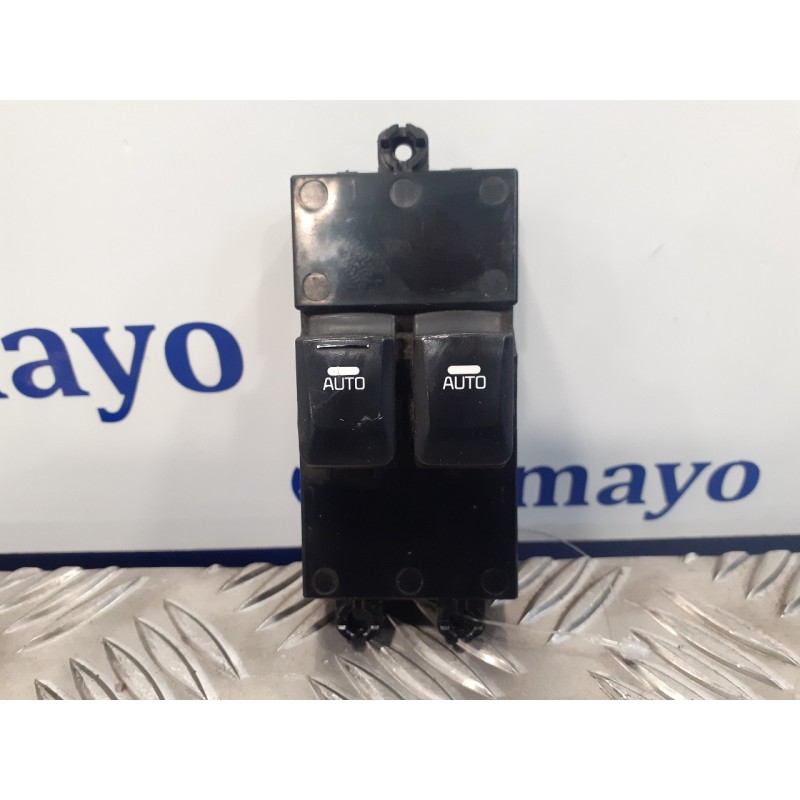 Recambio de mando elevalunas delantero izquierdo para kia cee´d 1.6 crdi cat referencia OEM IAM 93570A2100  49D49A1000