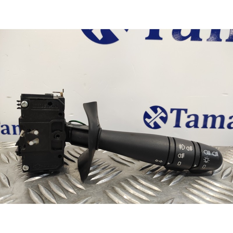 Recambio de mando intermitentes para renault clio ii fase ii (b/cb0) 1.5 dci diesel referencia OEM IAM   