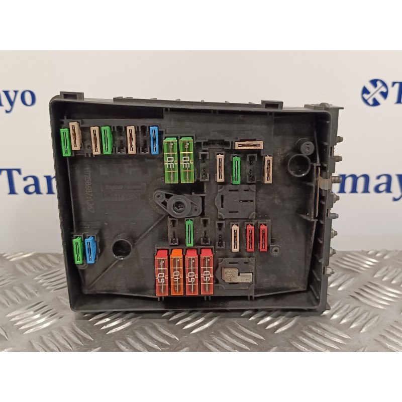 Recambio de caja reles / fusibles para seat altea xl (5p5) 2.0 tdi referencia OEM IAM 1K0937125A BC1317 D001R02