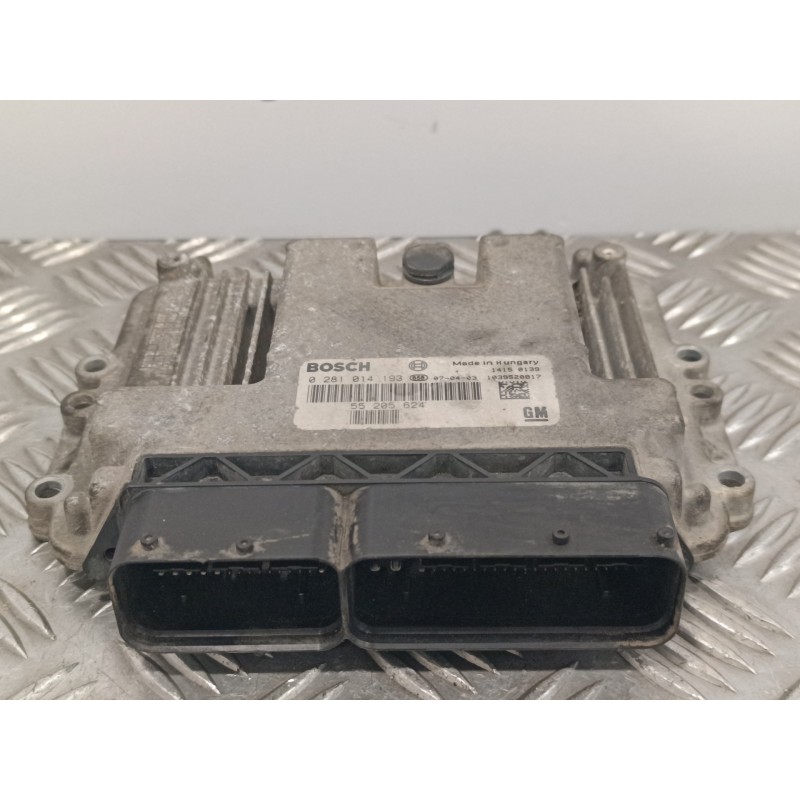 Recambio de centralita motor uce para opel astra gtc 1.9 cdti referencia OEM IAM 0281014193 1039S20817 55205624