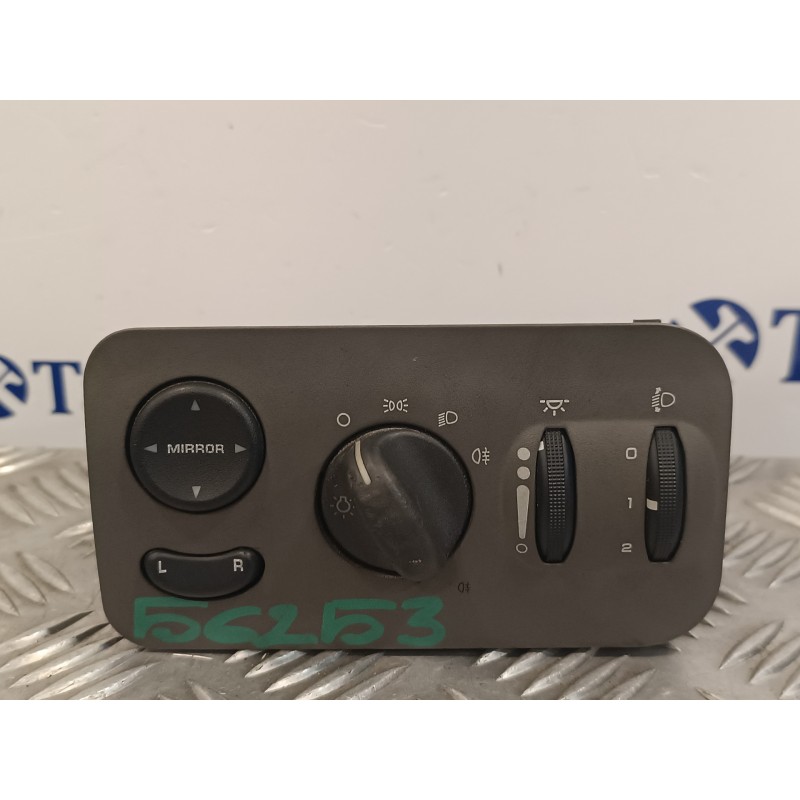 Recambio de mando luces para chrysler voyager (rg) 2.5 crd cat referencia OEM IAM P0TH131L5AD 746754333 7467461112