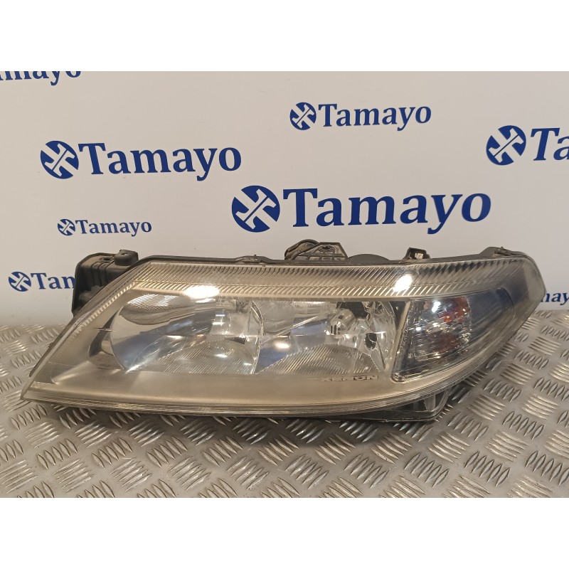 Recambio de faro izquierdo para renault laguna ii grandtour (kg0) 1.9 dci diesel referencia OEM IAM 8200002465  89004693