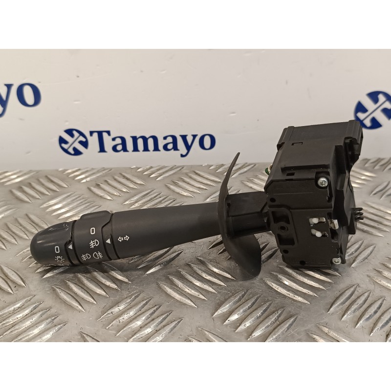 Recambio de mando intermitentes para renault clio ii fase ii (b/cb0) 1.5 dci diesel referencia OEM IAM   