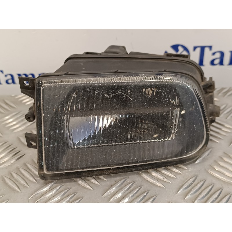 Recambio de faro antiniebla derecho para bmw serie 5 touring (e39) 2.5 turbodiesel cat referencia OEM IAM 63178377942  