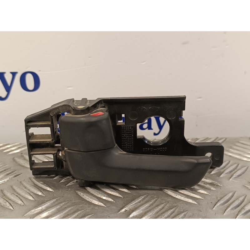 Recambio de maneta interior trasera izquierda para kia sportage referencia OEM IAM 826131F000  