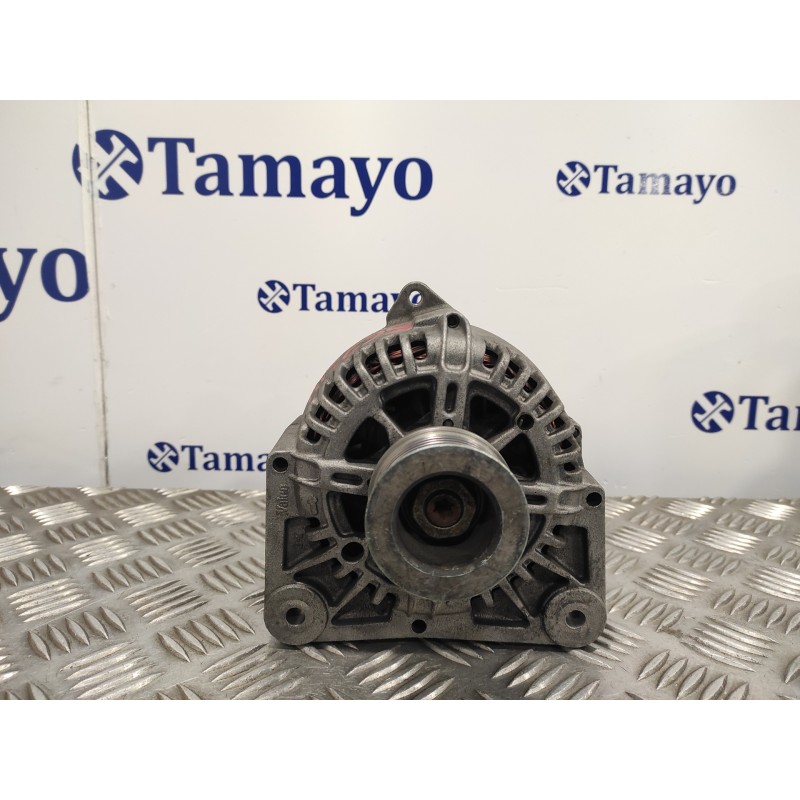 Recambio de alternador para renault megane ii berlina 5p 1.6 16v referencia OEM IAM 8200323126 TG11C027 2542855B