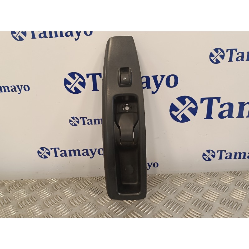 Recambio de mando elevalunas delantero derecho para opel combo d 1.6 16v cdti referencia OEM IAM 7354986750E  735484916