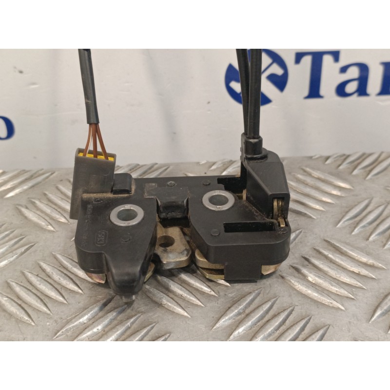 Recambio de cerradura maletero / porton para ford fiesta (cbk) 1.6 16v cat referencia OEM IAM 2S61A43102BE  