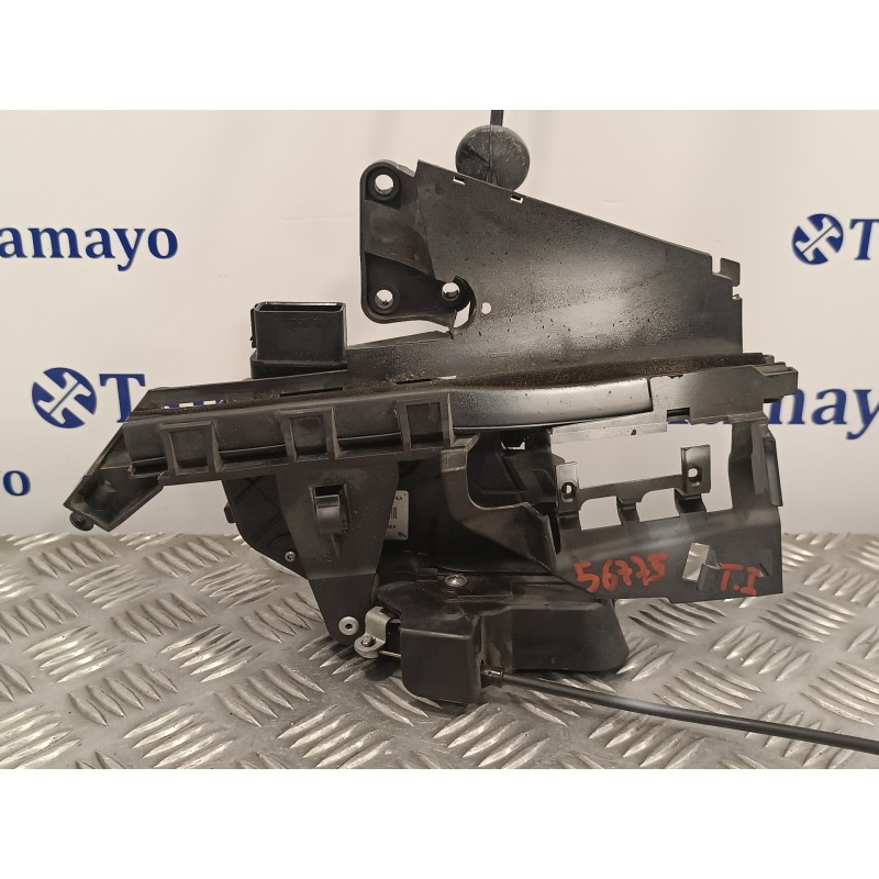 Recambio de cerradura puerta trasera izquierda para ford kuga (cbv) 2.0 tdci cat referencia OEM IAM 8V4AS26413EA  