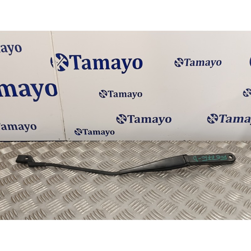 Recambio de brazo limpia delantero derecho para ford kuga (cbv) 2.0 tdci cat referencia OEM IAM 8V4117526CC  