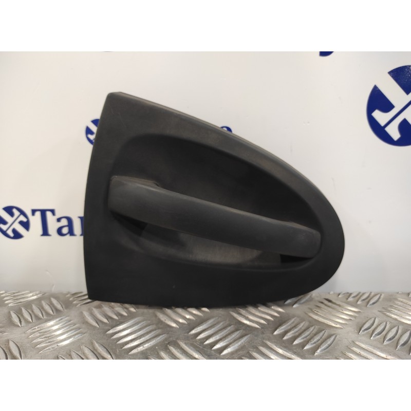 Recambio de maneta exterior delantera derecha para smart fortwo coupe 0.8 cdi referencia OEM IAM A4517200275  