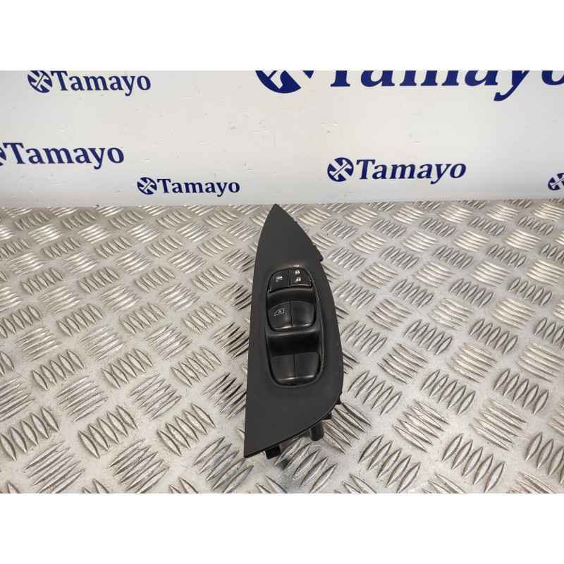 Recambio de mando elevalunas delantero izquierdo para nissan qashqai (j11) 1.6 dci turbodiesel cat referencia OEM IAM 809614EH0A