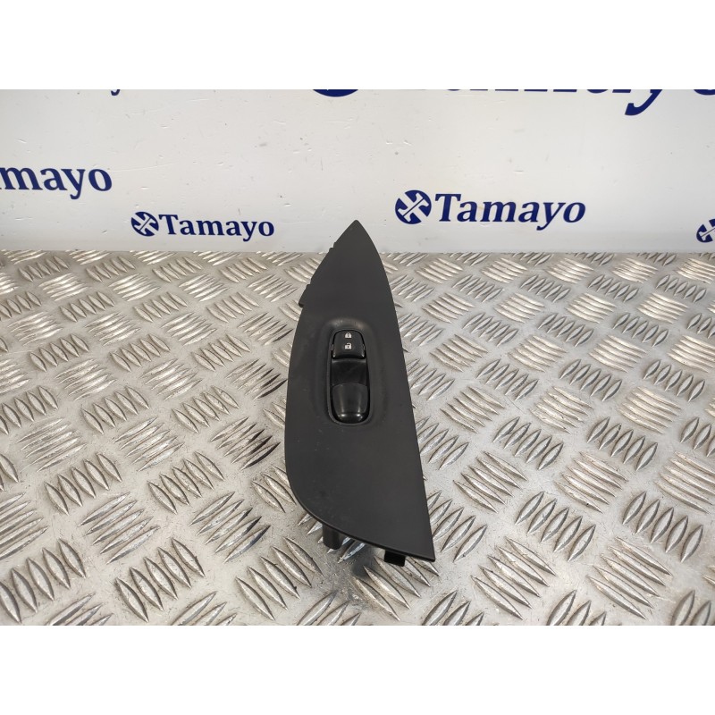 Recambio de mando elevalunas delantero derecho para nissan qashqai (j11) 1.6 dci turbodiesel cat referencia OEM IAM 809604EH0AX 