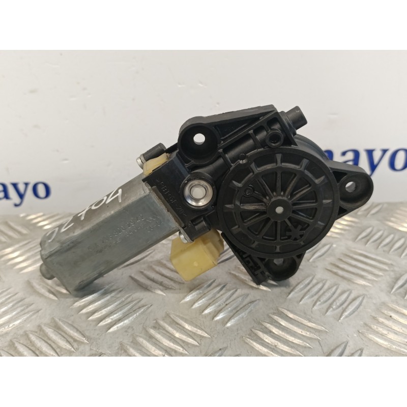 Recambio de motor elevalunas trasero izquierdo para mercedes clase c (w203) berlina referencia OEM IAM A2038202942 104048XXX 013