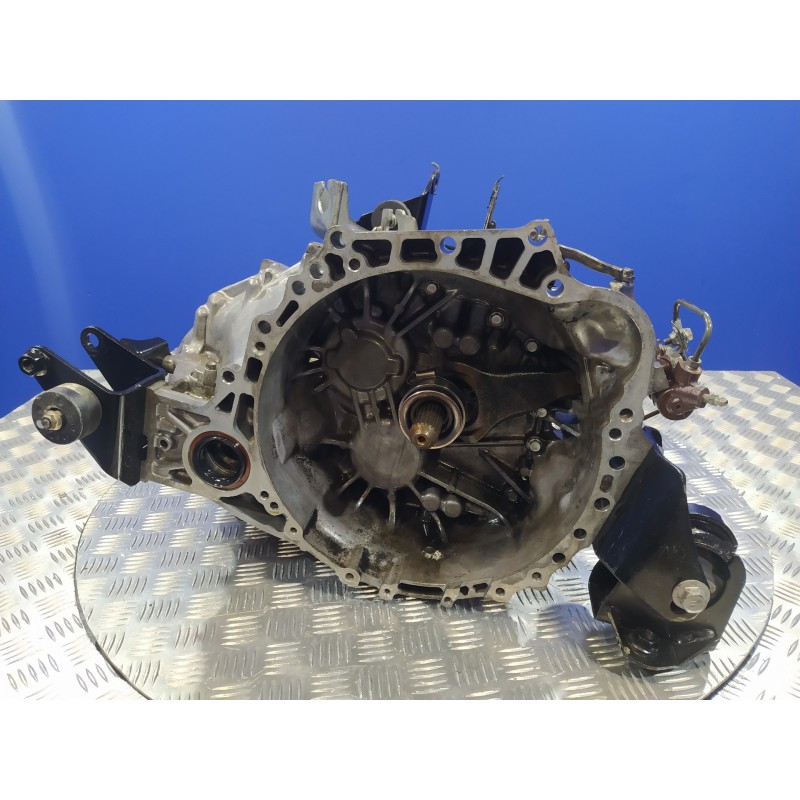 Recambio de caja cambios para toyota corolla verso (r1) 2.2 turbodiesel cat referencia OEM IAM 2ADFTV  