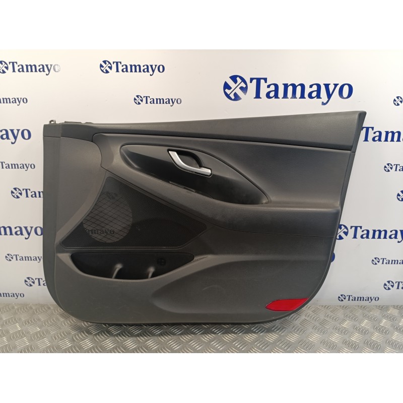 Recambio de guarnecido puerta delantera derecha para hyundai i30 fastback 1.4 tgdi cat referencia OEM IAM 82302G4010TRY  82320G4