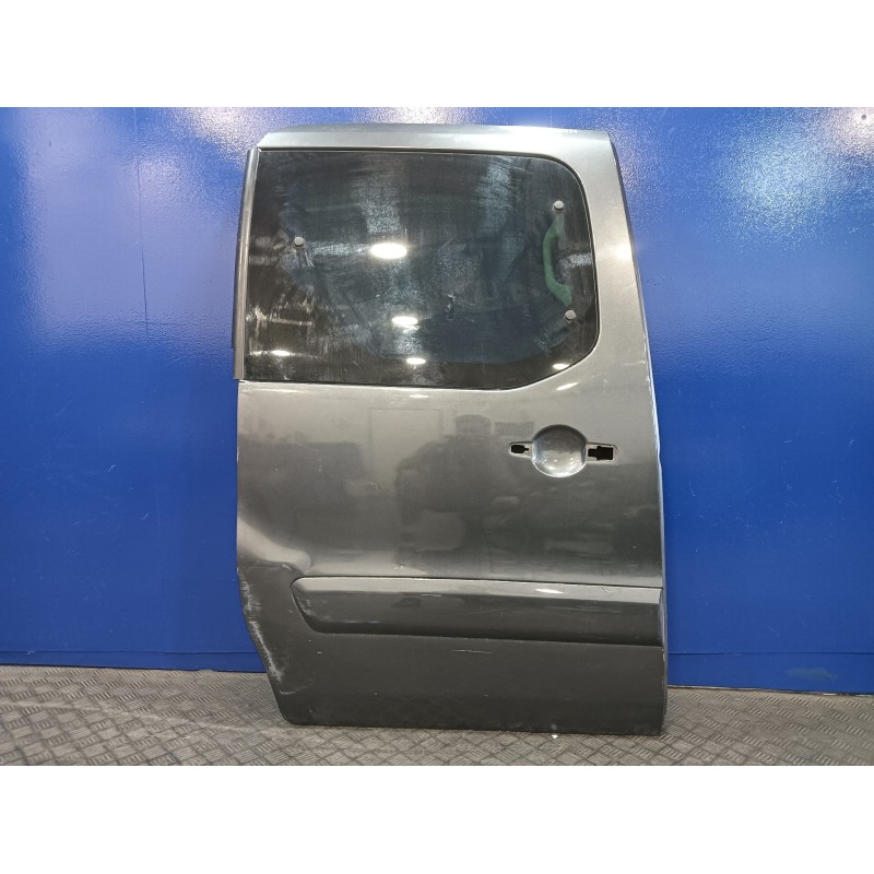 Recambio de puerta lateral corredera derecha para peugeot partner kombi 1.6 16v hdi fap referencia OEM IAM   