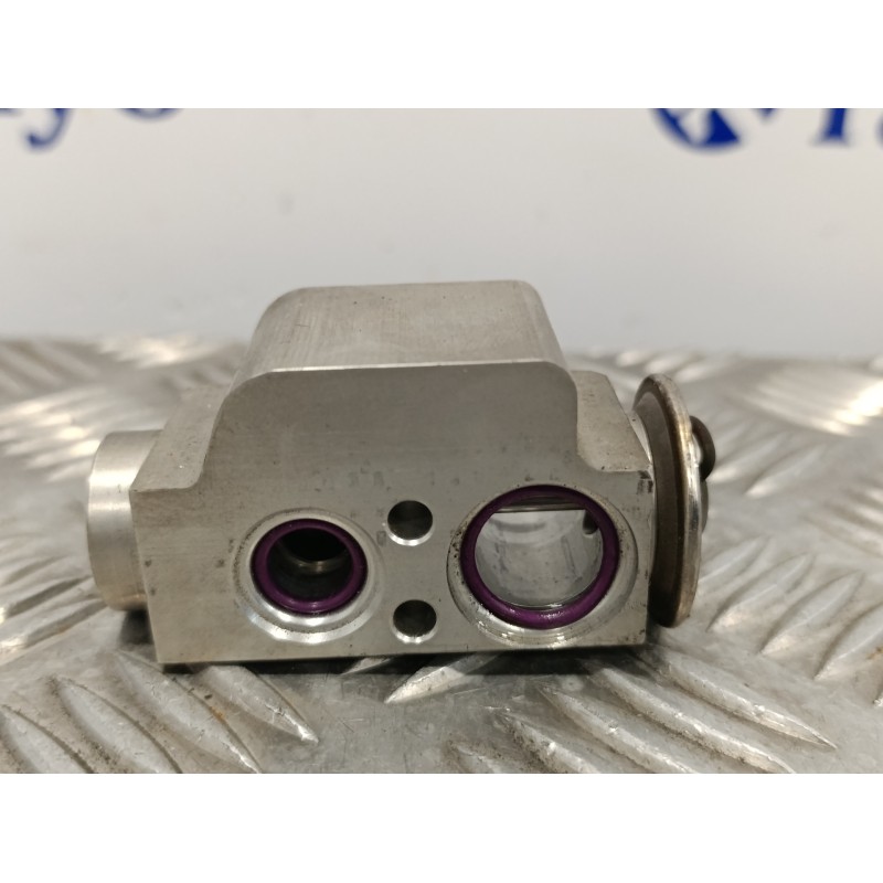 Recambio de valvula expansion para volkswagen t5 transporter (7e) 2.0 tdi cat (cfca) referencia OEM IAM 7H0820712B  52431288