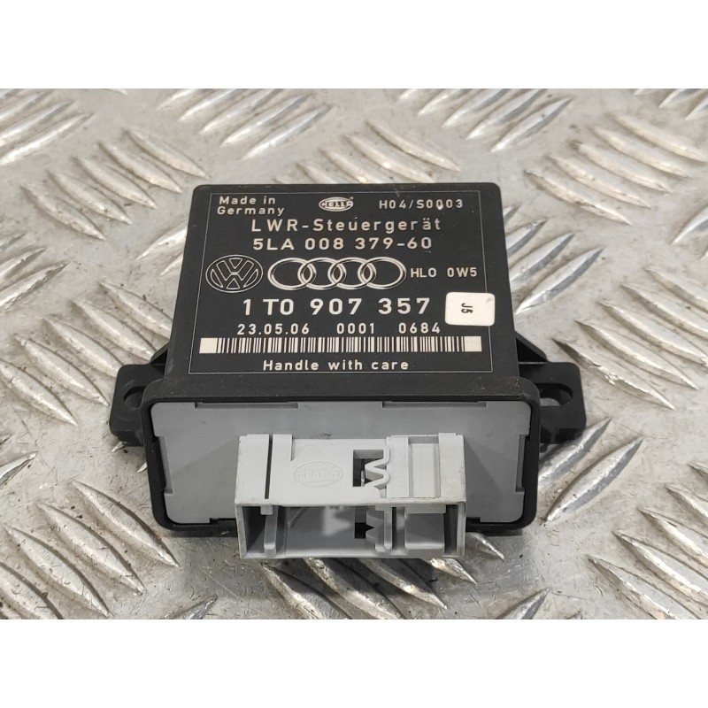 Recambio de centralita luces para volkswagen golf v berlina (1k1) 1.4 16v tsi referencia OEM IAM 1T0907357  5LA00837960