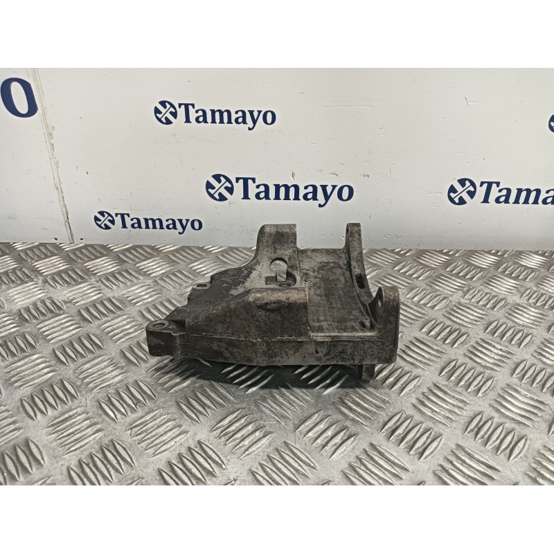 Recambio de soporte alternador para mercedes sprinter (w901,w904) caja cerr. 2.9 turbodiesel referencia OEM IAM R6031550735  