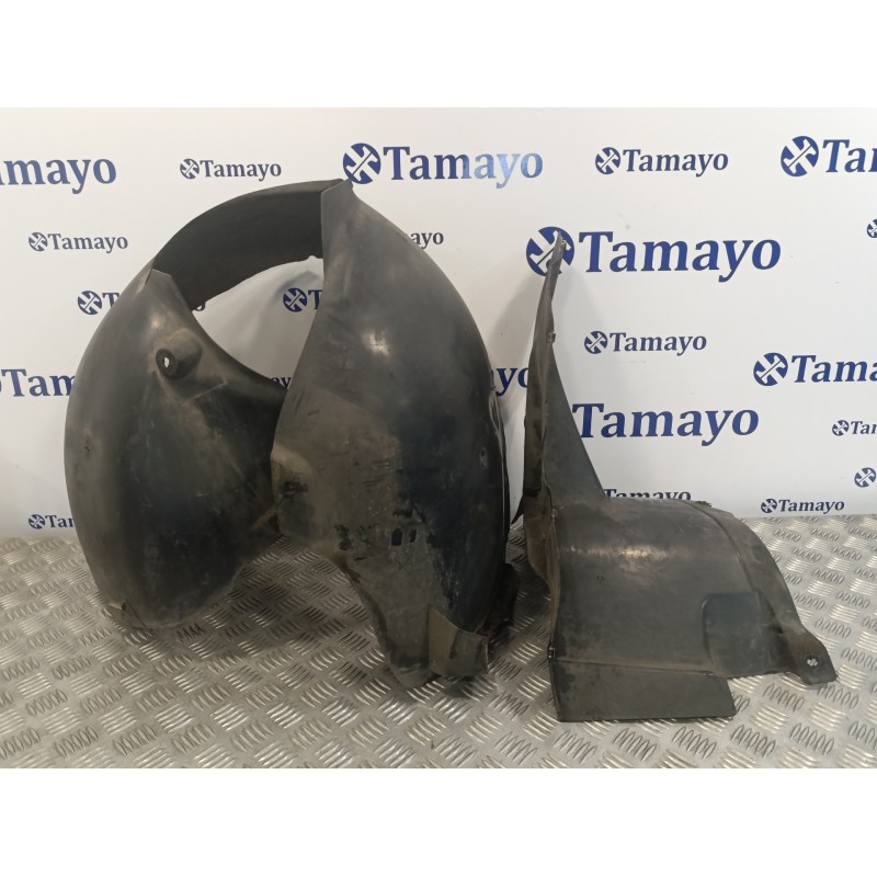 Recambio de plastico paso rueda delantero derecho para volkswagen passat variant (3c5) 2.0 tdi referencia OEM IAM 3C0805978  3C0