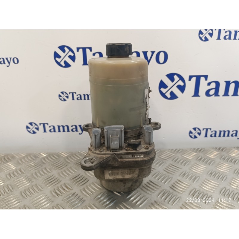 Recambio de bomba direccion para ford focus berlina (cap) 1.6 tdci cat referencia OEM IAM 4M513K514CC  1040085011094F