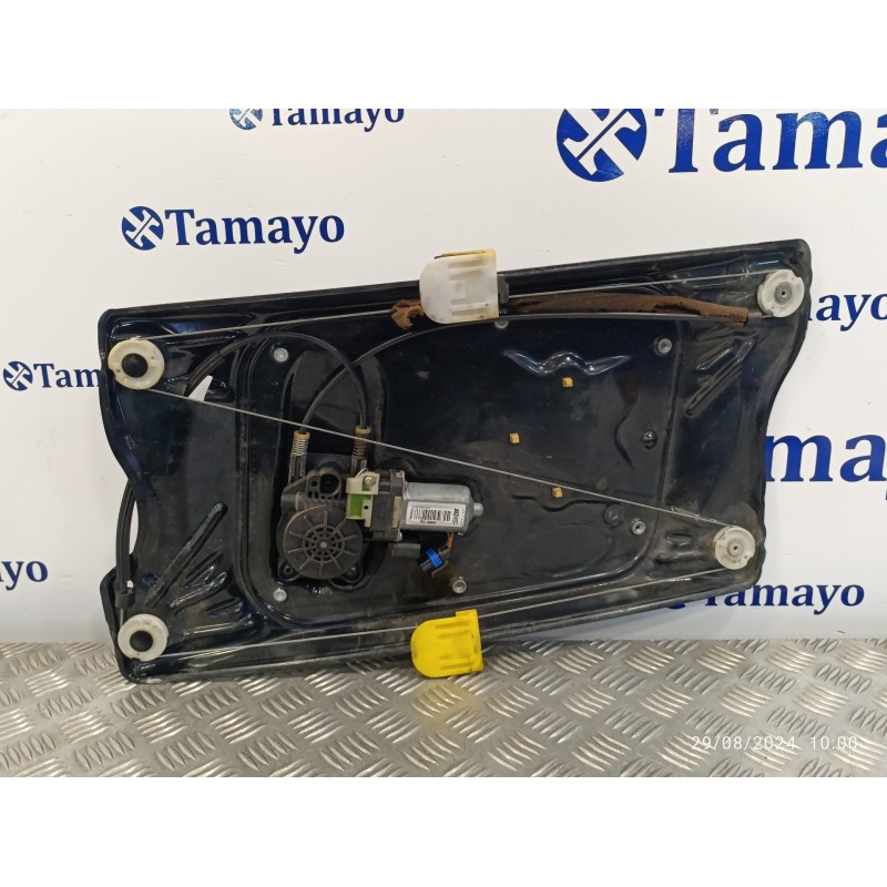 Recambio de elevalunas delantero derecho para land rover freelander (lr2) 2.2 td4 cat referencia OEM IAM D304001  6H5223200AJ