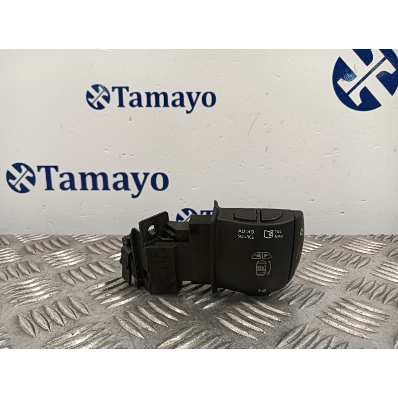 Recambio de mando volante para renault megane iii berlina 5 p 1.5 dci diesel fap referencia OEM IAM 255520014RB  