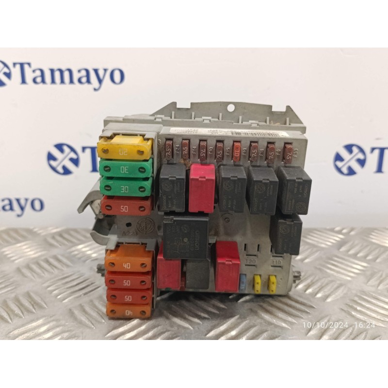 Recambio de caja reles / fusibles para fiat bravo (198) 1.9 jtd 16v cat referencia OEM IAM 51775688  57657