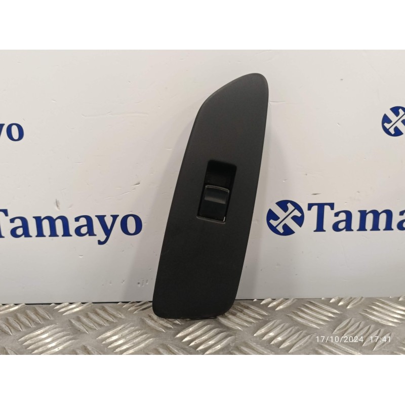 Recambio de mando elevalunas delantero derecho para toyota yaris (ncp1/nlp1/scp1) 1.0 cat referencia OEM IAM 7423102530  