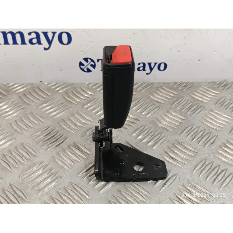 Recambio de enganche cinturon trasero izquierdo para peugeot 2008 (--.2013) 1.2 12v e-thp / puretech referencia OEM IAM C3405JB9