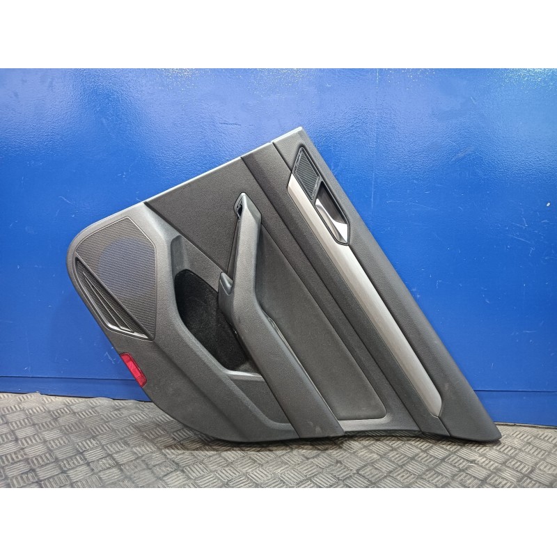 Recambio de guarnecido puerta trasera derecha para volkswagen passat variant (3g5) 1.6 tdi dpf referencia OEM IAM 3G5867212  