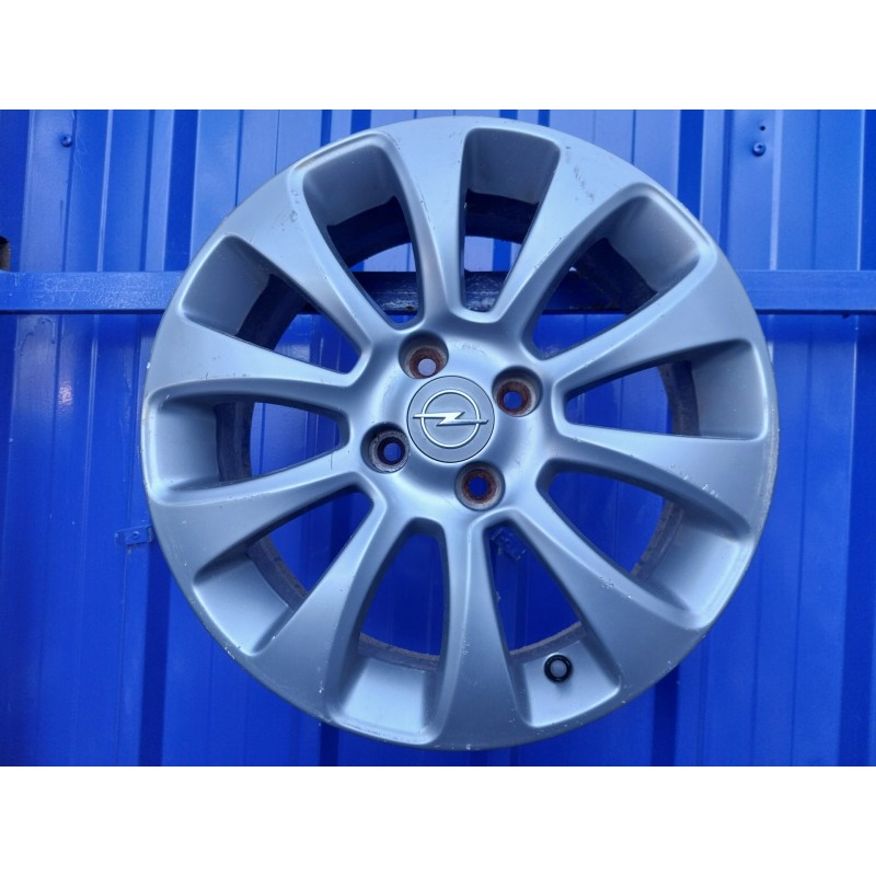 Recambio de llanta para opel corsa d 1.6 16v turbo cat referencia OEM IAM OP052  