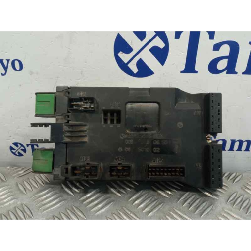 Recambio de caja reles / fusibles para mercedes clase v (w638) 2.2 16v cdi turbodiesel cat referencia OEM IAM 0005400650  086010