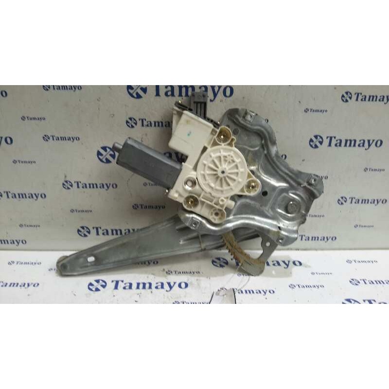 Recambio de elevalunas trasero derecho para toyota avensis berlina (t25) 2.0 16v cat referencia OEM IAM   