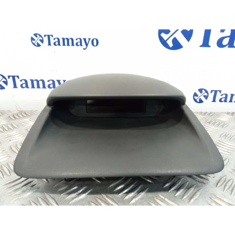Recambio de pantalla multifuncion para renault clio iii 1.4 16v referencia OEM IAM 8200307273A 281137007A 216759916