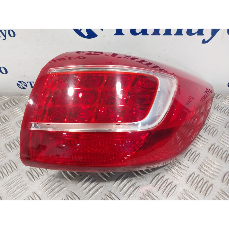 Recambio de piloto trasero derecho para kia sportage referencia OEM IAM 924023W0  