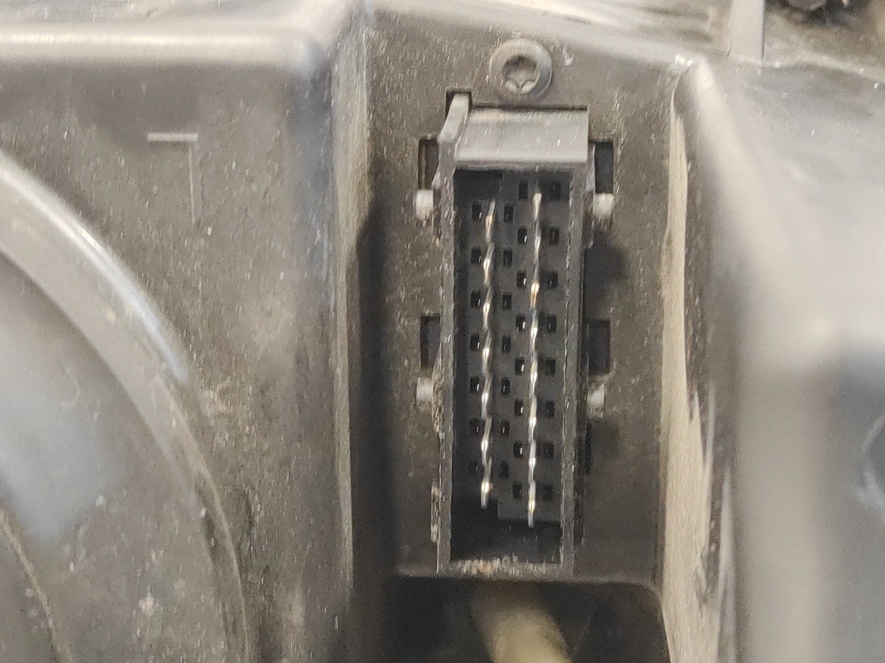 0301213273 FARO IZQUIERDO / 1016899 PARA PEUGEOT 407 SW 2.0 16V HDI FAP CAT RHR - Imagen 4 de 10