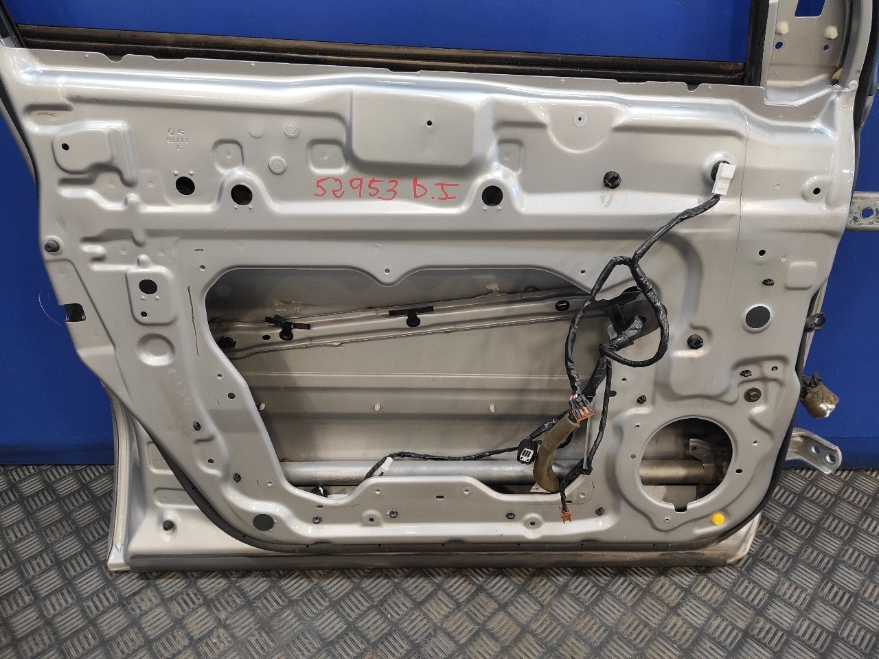 PORTE AVANT GAUCHE / 1016271 POUR RENAULT soldes KOLEOS 2.0 DCI DIESEL FAP CAT
