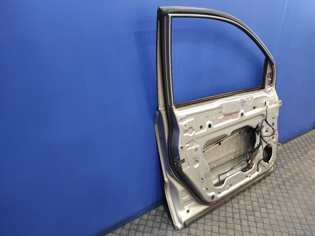 PORTE AVANT GAUCHE / 1016271 POUR RENAULT soldes KOLEOS 2.0 DCI DIESEL FAP CAT