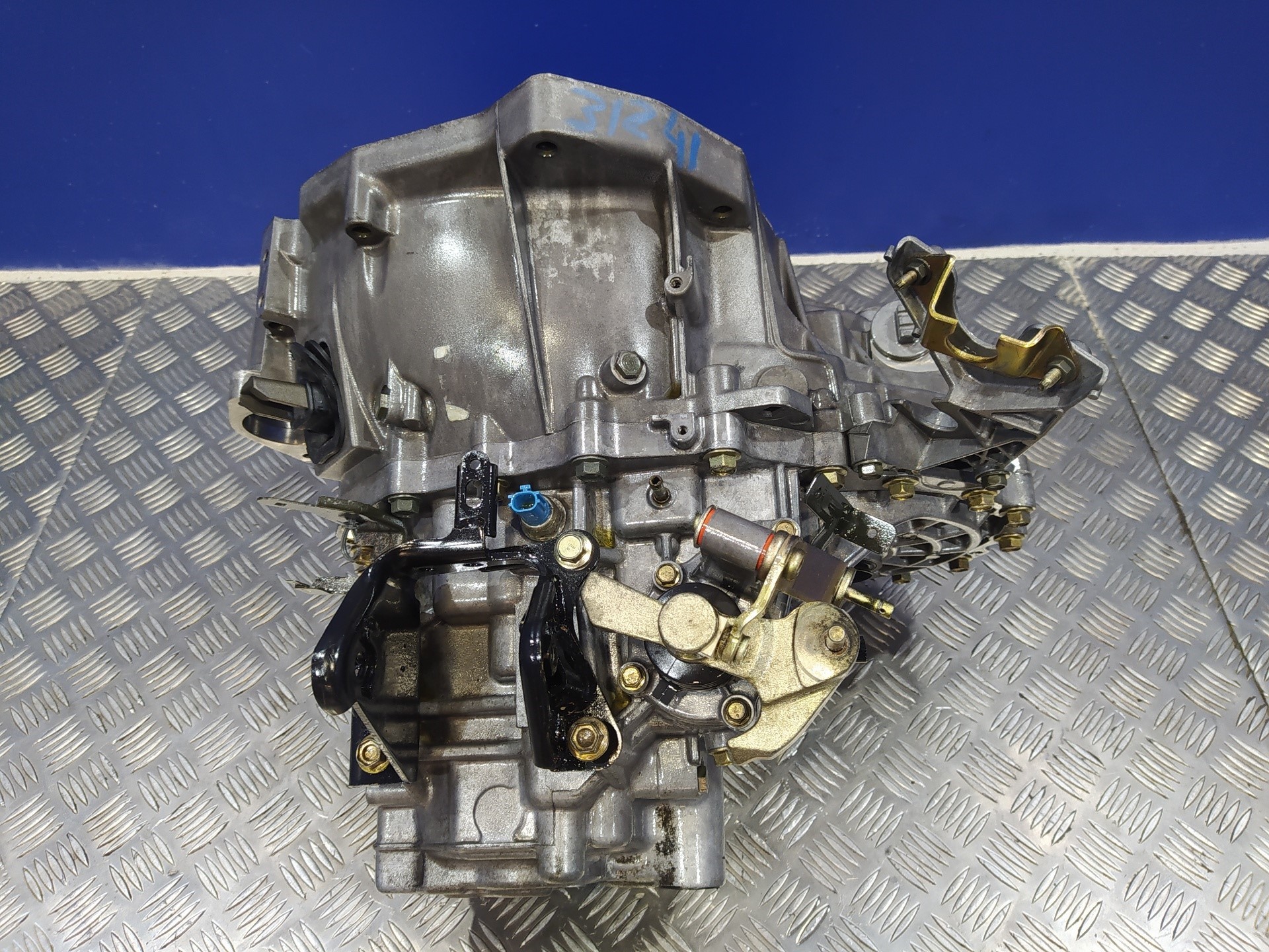 YD22 BOÎTE DE VITESSES / 237696 POUR NISSAN PRIMERA BERLINA P12 2.2 16V vente en gros TURBOD