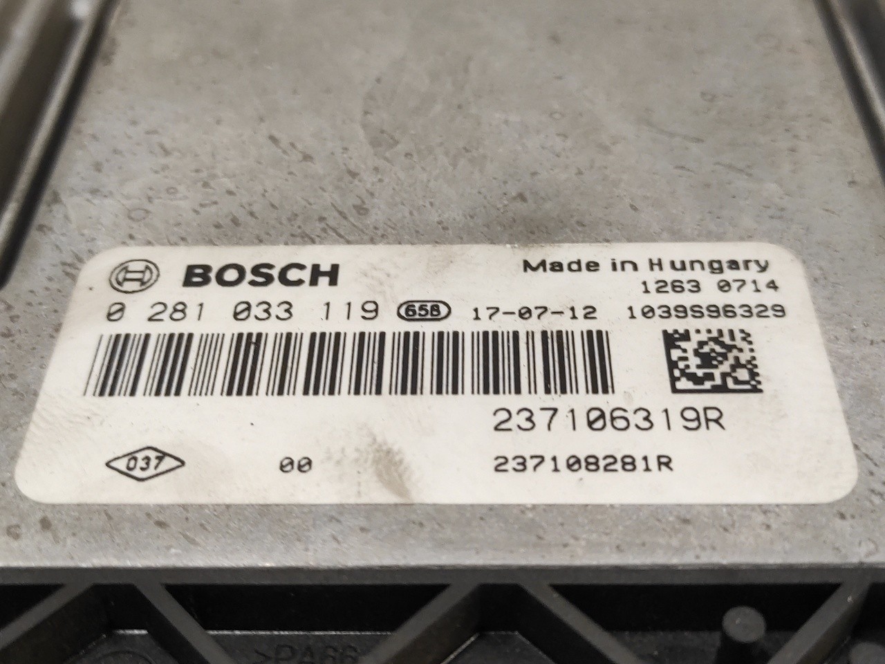 0281033119 CALCULATEUR MOTEUR ECU / 237106319R / 237108281R / 1038043 POUR RENAU - Afbeelding 3 van 9